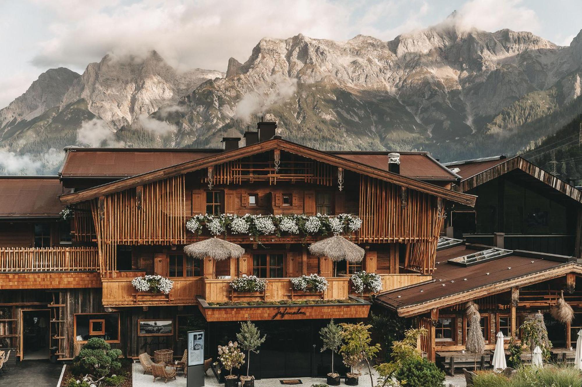Jufenalm Boho Hotel & Restaurant Maria Alm am Steinernen Meer Kültér fotó