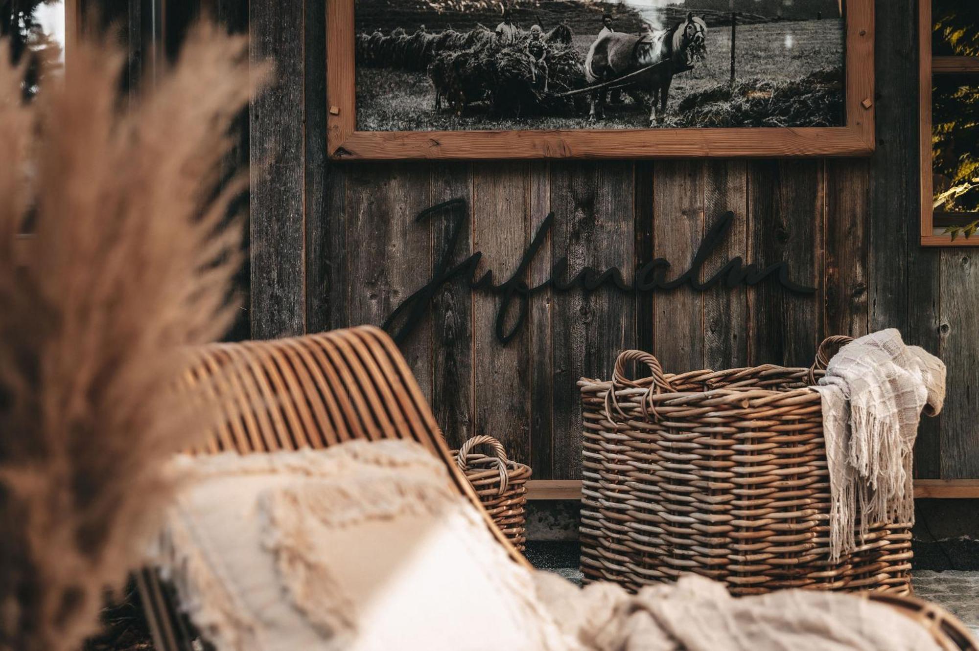 Jufenalm Boho Hotel & Restaurant Maria Alm am Steinernen Meer Kültér fotó